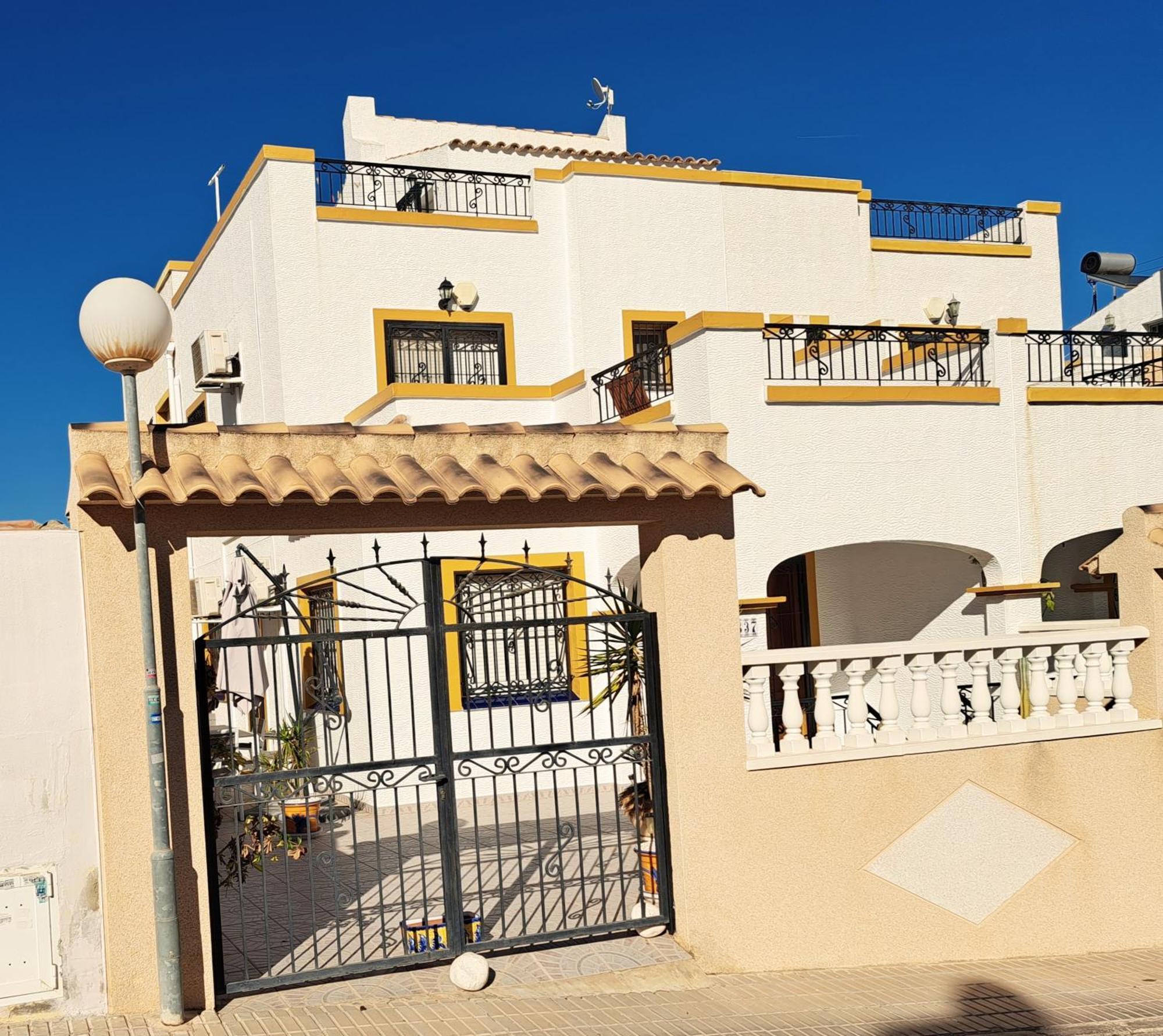 Orihuela - Sleeps 6 - Pool - Parking - Petfriendly Villa Exterior foto
