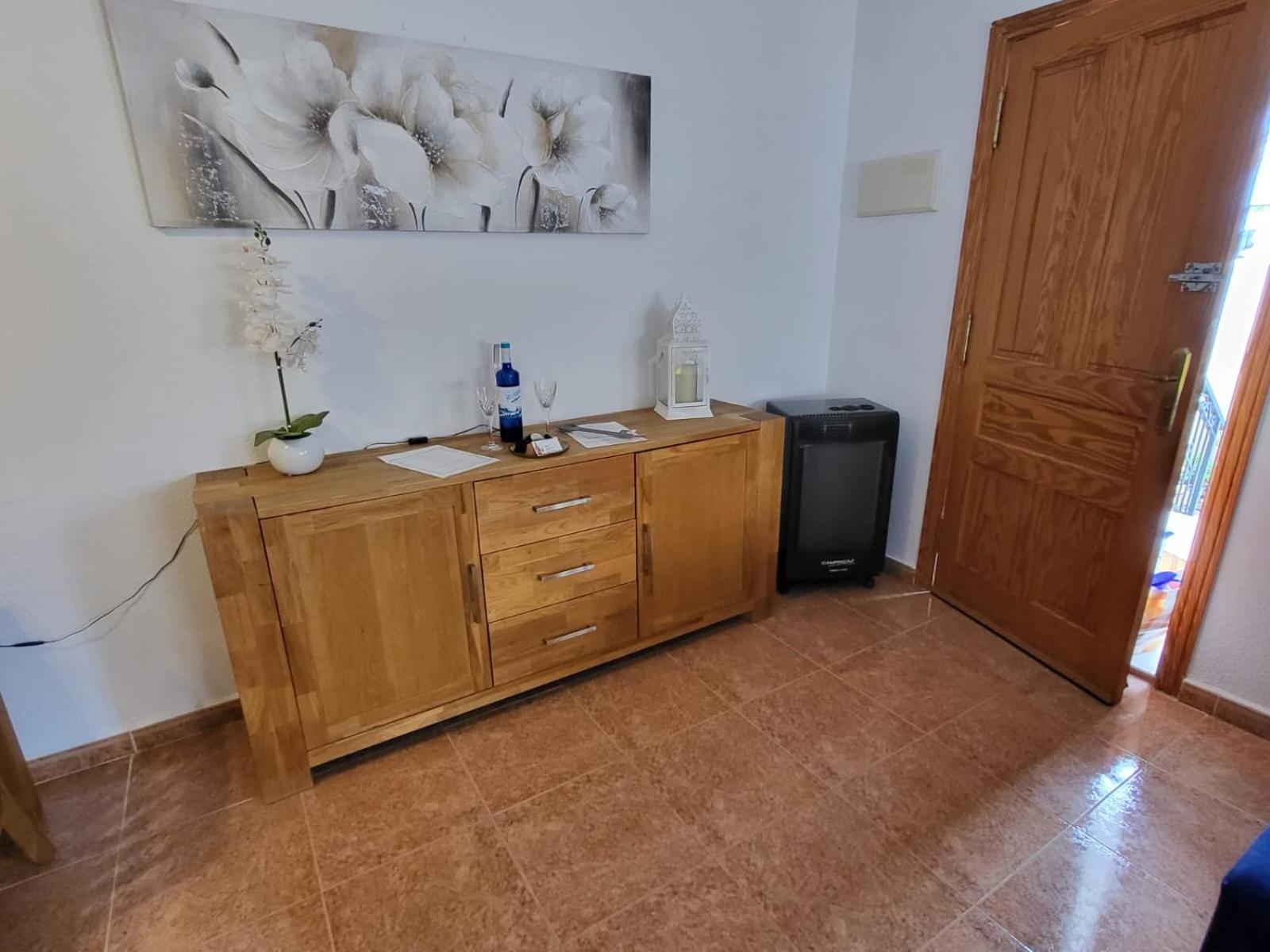 Orihuela - Sleeps 6 - Pool - Parking - Petfriendly Villa Exterior foto